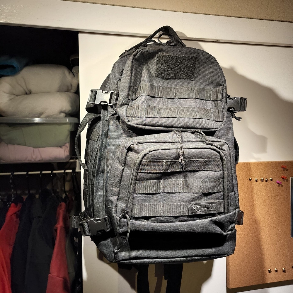 Backpack - Picture 1 of 7